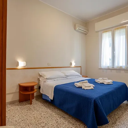 Stella Del Mare Hotel 3*