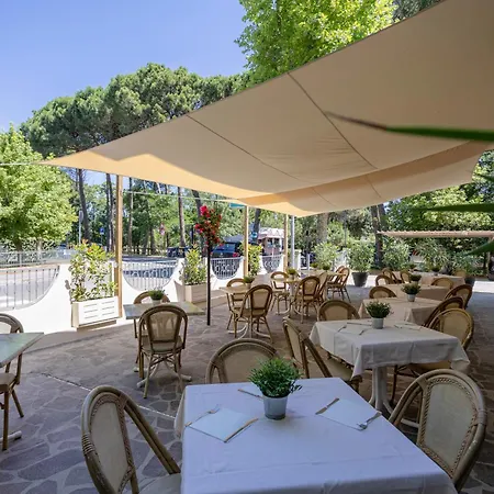 Stella Del Mare Hotel 3*