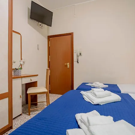 海之星酒店 切尔维亚